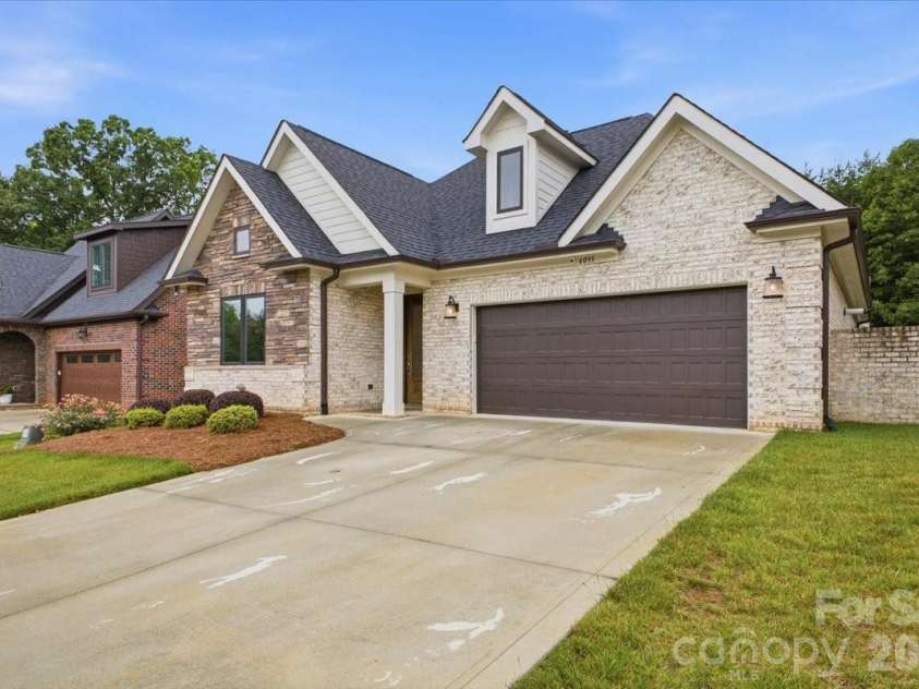6095 Gold Springs Way, Denver, NC 28037.  MLS# CAR4387574, YatesRealty ID 34338. 