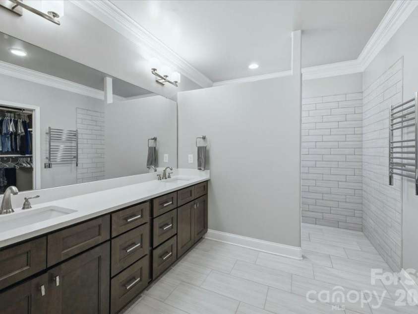 6095 Gold Springs Way, Denver, NC 28037.  MLS# CAR4387574, YatesRealty ID 34338. 