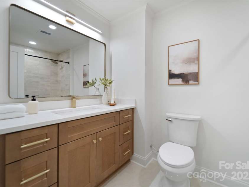 5220 Seacroft Road, Charlotte, NC 28210.  MLS# CAR4290987, YatesRealty ID 34339. 