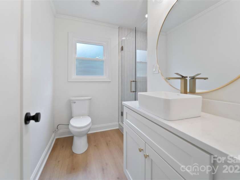 5220 Seacroft Road, Charlotte, NC 28210.  MLS# CAR4290987, YatesRealty ID 34339. 