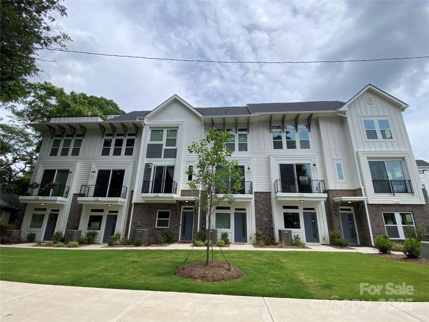 1219 34th Street, Charlotte, NC 28205.  MLS# CAR4139010, YatesRealty ID 3434. 