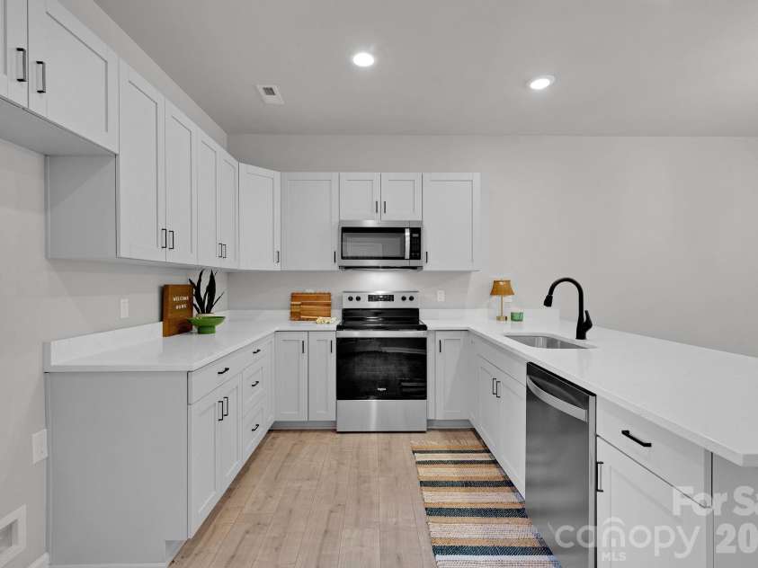 355 Melrose Drive, Concord, NC 28025.  MLS# CAR4415760, YatesRealty ID 3434. 