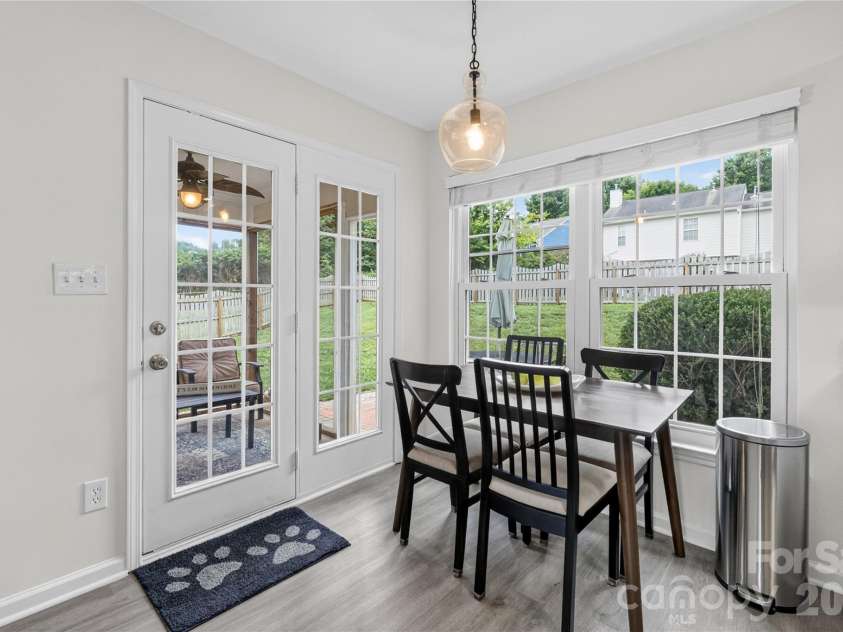 7602 Berrywood Circle, Huntersville, NC 28078.  MLS# CAR4398156, YatesRealty ID 34341. 