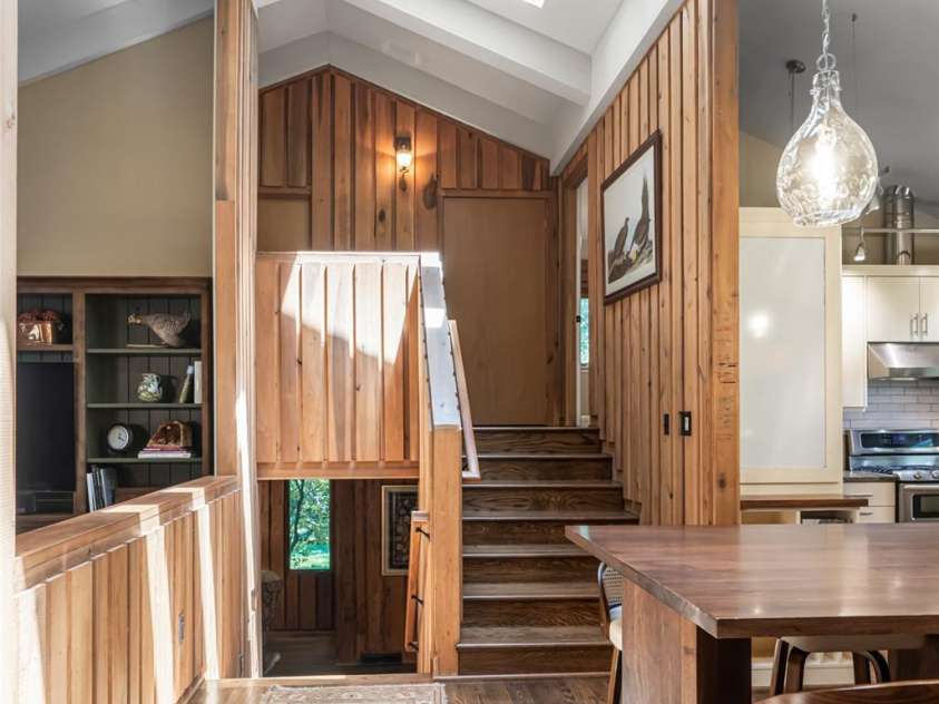 33 Deerhaven Lane, Asheville, NC 28803.  MLS# CAR4276506, YatesRealty ID 34343. 
