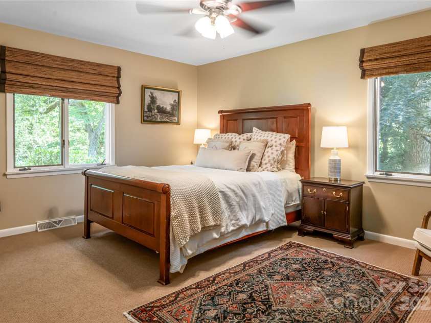 33 Deerhaven Lane, Asheville, NC 28803.  MLS# CAR4276506, YatesRealty ID 34343. Bedroom #2