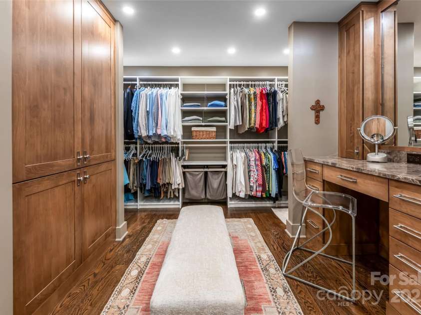 33 Deerhaven Lane, Asheville, NC 28803.  MLS# CAR4276506, YatesRealty ID 34343. New custom closets in the primary bathroom