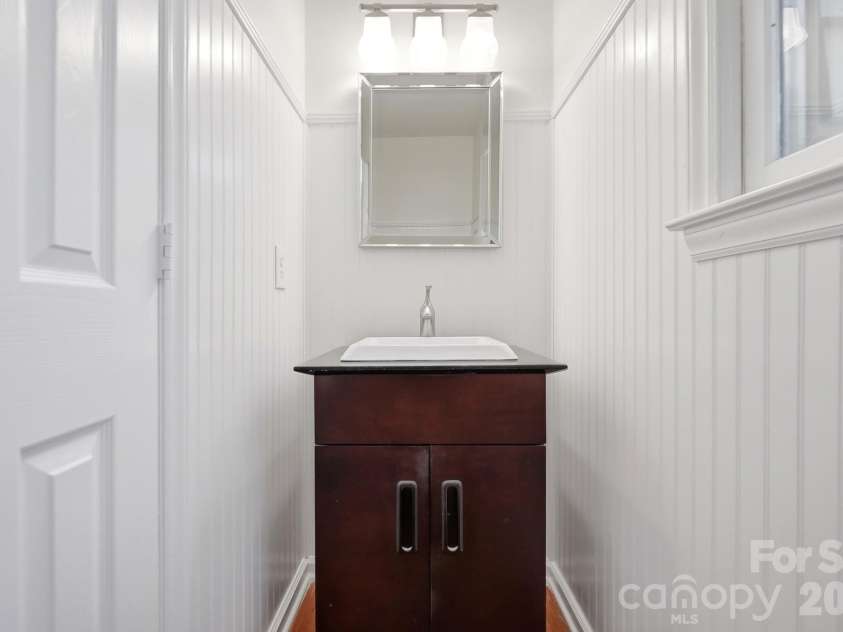 1070 Peachtree Lane, Fort Mill, SC 29715.  MLS# CAR4398064, YatesRealty ID 34345. 