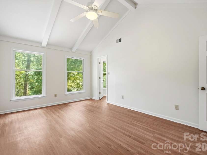 1070 Peachtree Lane, Fort Mill, SC 29715.  MLS# CAR4398064, YatesRealty ID 34345. 