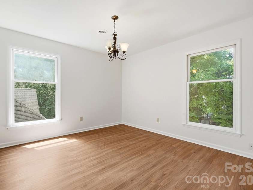 1070 Peachtree Lane, Fort Mill, SC 29715.  MLS# CAR4398064, YatesRealty ID 34345. 
