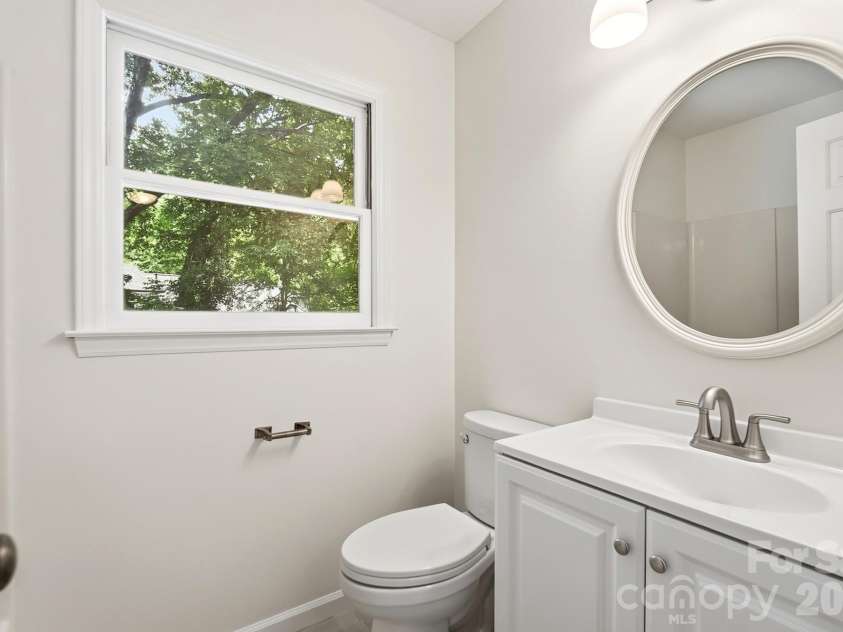 1070 Peachtree Lane, Fort Mill, SC 29715.  MLS# CAR4398064, YatesRealty ID 34345. 