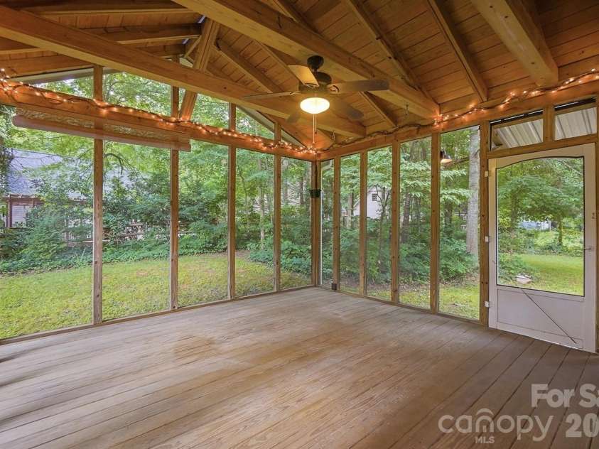 1070 Peachtree Lane, Fort Mill, SC 29715.  MLS# CAR4398064, YatesRealty ID 34345. 
