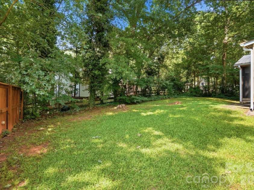 1070 Peachtree Lane, Fort Mill, SC 29715.  MLS# CAR4398064, YatesRealty ID 34345. 