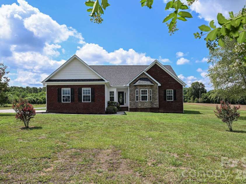 5112 Monroe Ansonville Road, Wingate, NC 28174.  MLS# CAR4398714, YatesRealty ID 34346. 