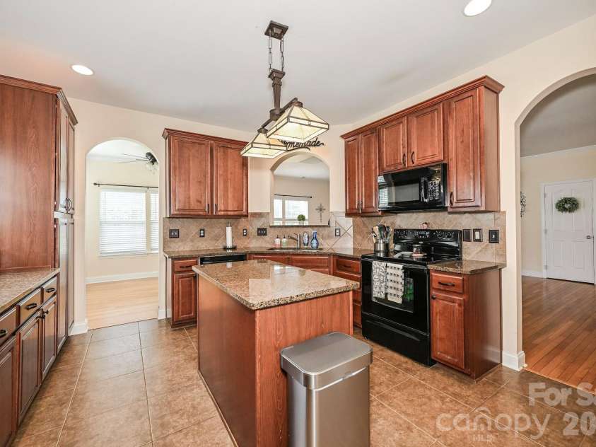 5112 Monroe Ansonville Road, Wingate, NC 28174.  MLS# CAR4398714, YatesRealty ID 34346. 