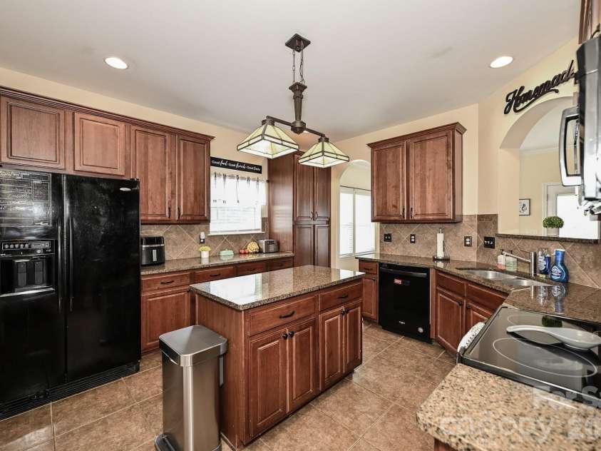 5112 Monroe Ansonville Road, Wingate, NC 28174.  MLS# CAR4398714, YatesRealty ID 34346. 