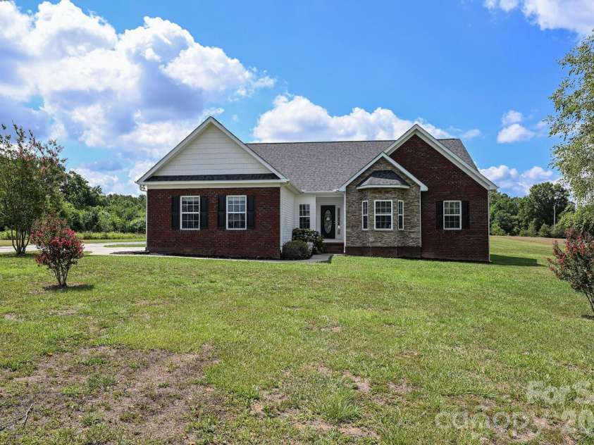 5112 Monroe Ansonville Road, Wingate, NC 28174.  MLS# CAR4398714, YatesRealty ID 34346. 