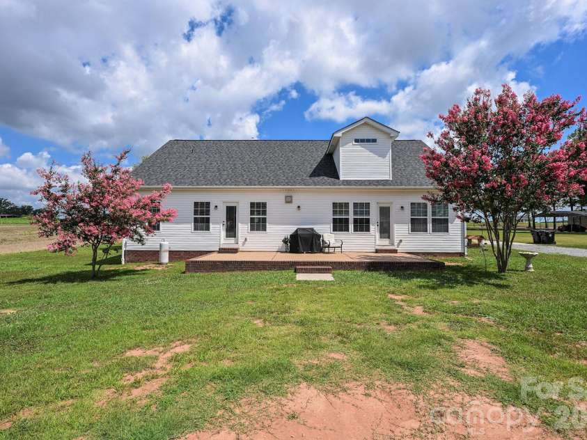 5112 Monroe Ansonville Road, Wingate, NC 28174.  MLS# CAR4398714, YatesRealty ID 34346. 