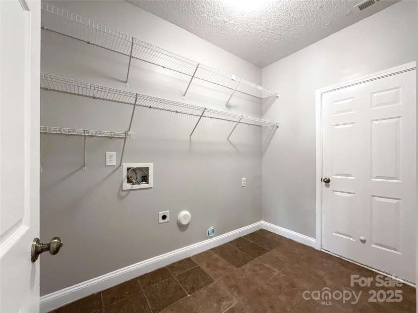 4724 Kiddle Lane, Monroe, NC 28110.  MLS# CAR4285792, YatesRealty ID 34348. Walk-in pantry