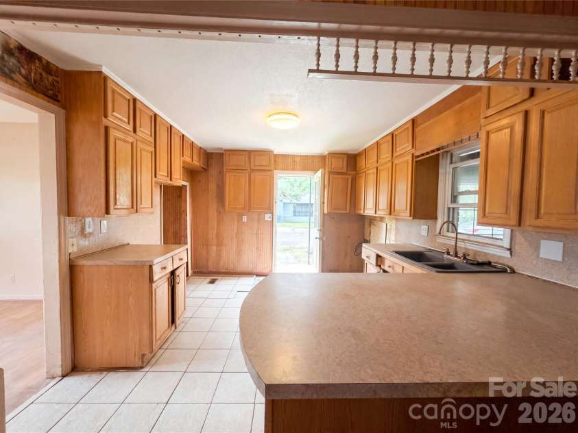 901 Steele Street, Fort Mill, SC 29715.  MLS# CAR4397959, YatesRealty ID 34348. 