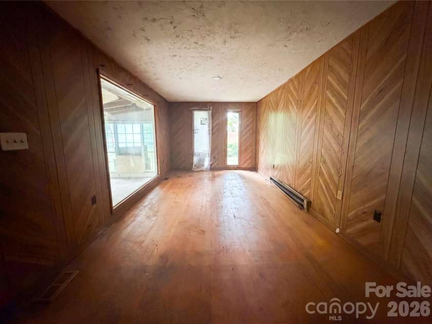 901 Steele Street, Fort Mill, SC 29715.  MLS# CAR4397959, YatesRealty ID 34348. 