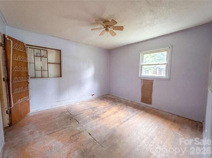901 Steele Street, Fort Mill, SC 29715.  MLS# CAR4397959, YatesRealty ID 34348. 