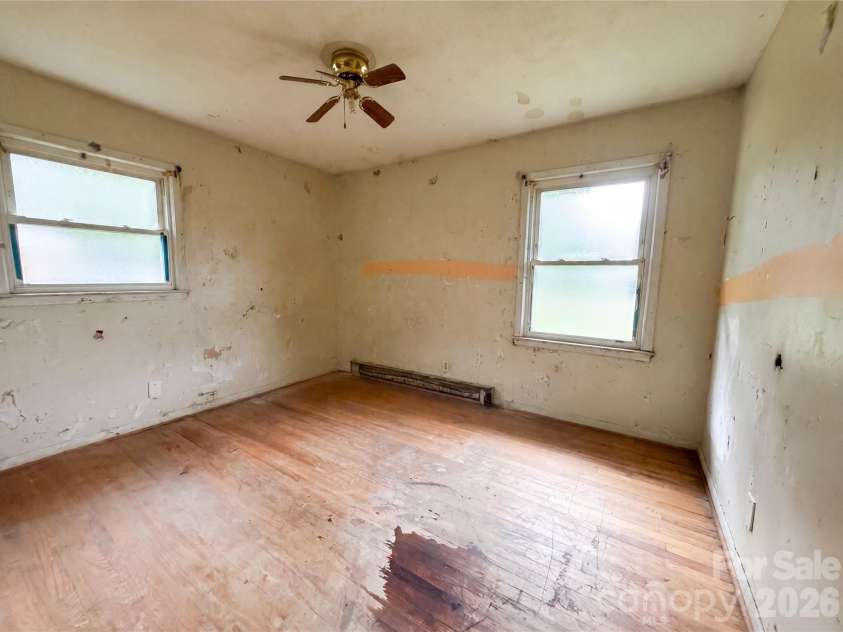 901 Steele Street, Fort Mill, SC 29715.  MLS# CAR4397959, YatesRealty ID 34348. 
