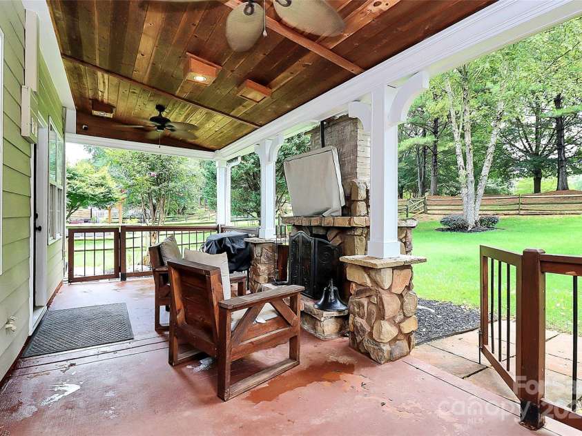 119 Middleton Place, Mooresville, NC 28117.  MLS# CAR4292406, YatesRealty ID 34349. 