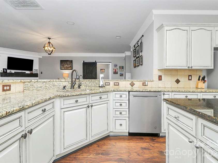 119 Middleton Place, Mooresville, NC 28117.  MLS# CAR4292406, YatesRealty ID 34349. 