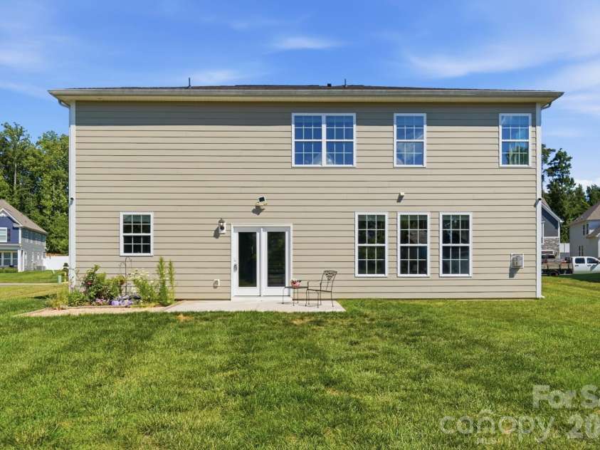 2431 Napa Terrace, Clover, SC 29710.  MLS# CAR4391685, YatesRealty ID 34349. 