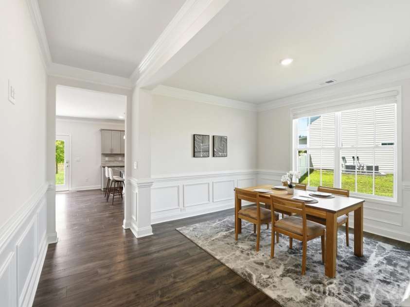 2431 Napa Terrace, Clover, SC 29710.  MLS# CAR4391685, YatesRealty ID 34349. Formal dining room
