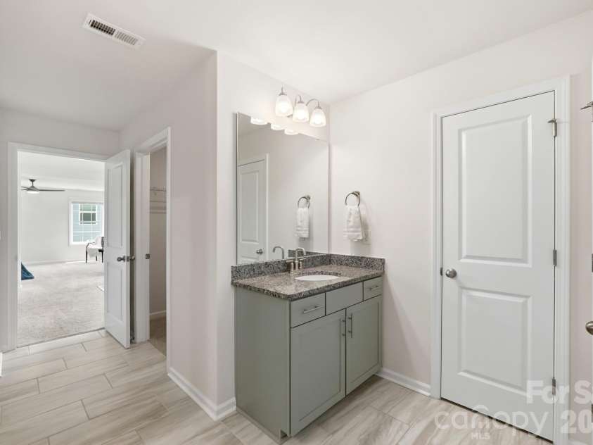 2431 Napa Terrace, Clover, SC 29710.  MLS# CAR4391685, YatesRealty ID 34349. Primary bathroom