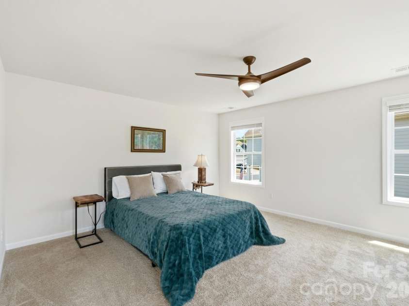2431 Napa Terrace, Clover, SC 29710.  MLS# CAR4391685, YatesRealty ID 34349. Primary suite