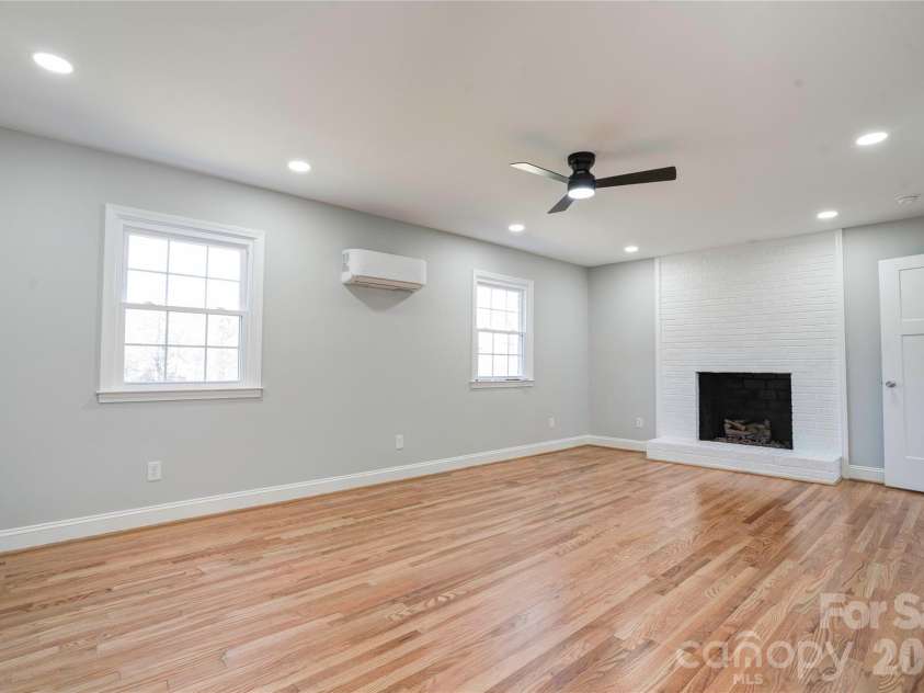 2822 Bettis Road, Grover, NC 28073.  MLS# CAR4333604, YatesRealty ID 3435. Flex Space 