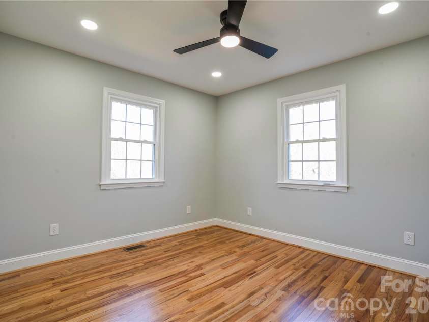 2822 Bettis Road, Grover, NC 28073.  MLS# CAR4333604, YatesRealty ID 3435. Primary Bedroom