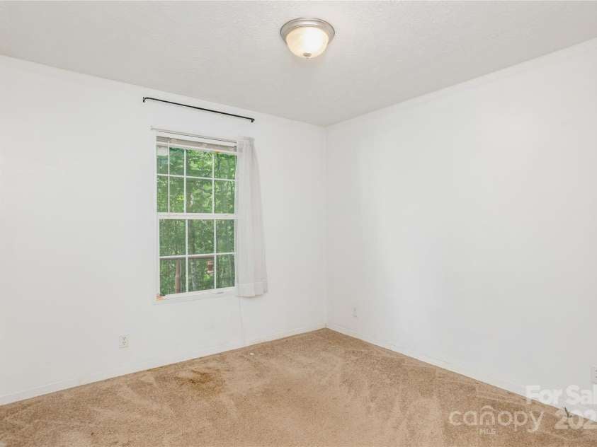 346 Adell Drive, Waynesville, NC 28786.  MLS# CAR4290890, YatesRealty ID 34350. 