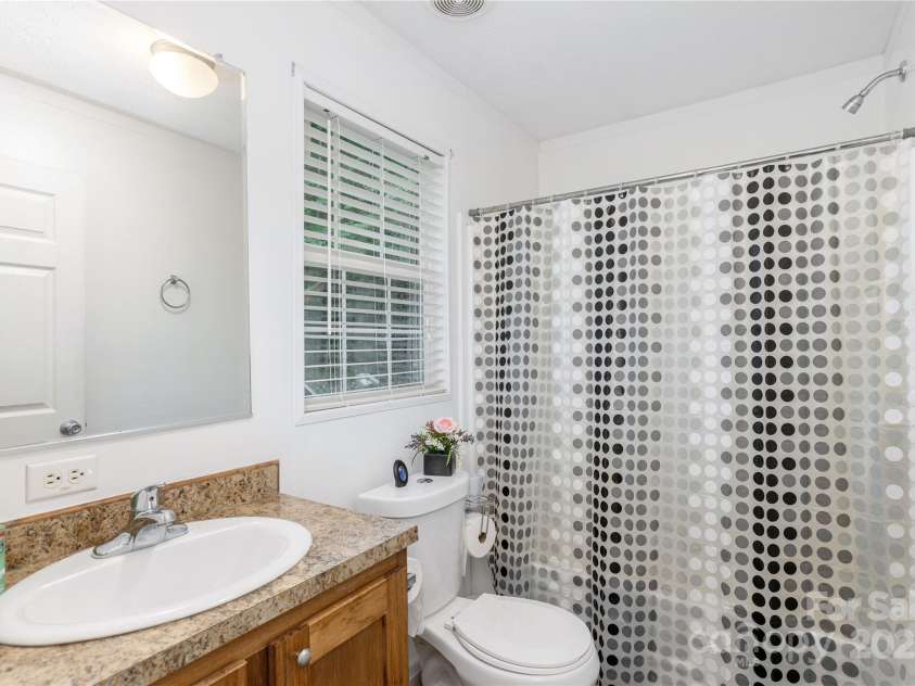 346 Adell Drive, Waynesville, NC 28786.  MLS# CAR4290890, YatesRealty ID 34350. 