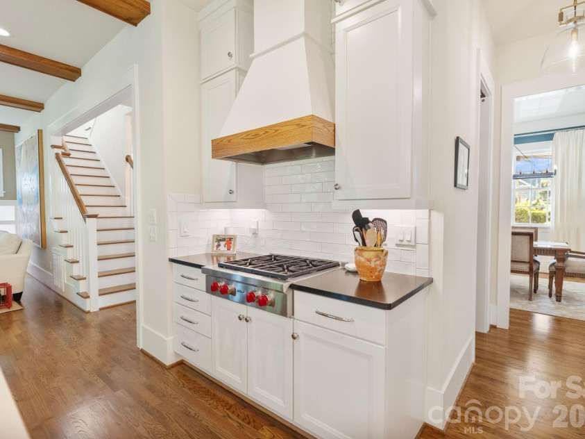 452 Luray Way, Rock Hill, SC 29730.  MLS# CAR4389360, YatesRealty ID 34350. Kitchen.