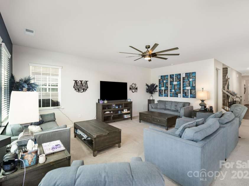 14124 Southbridge Forest Drive, Charlotte, NC 28273.  MLS# CAR4283186, YatesRealty ID 34351. 