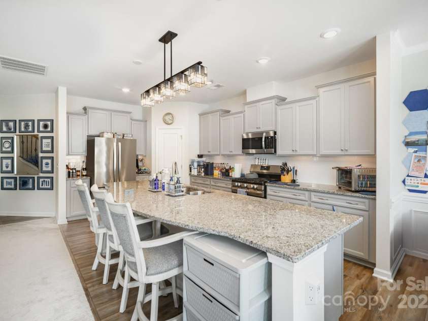 14124 Southbridge Forest Drive, Charlotte, NC 28273.  MLS# CAR4283186, YatesRealty ID 34351. 
