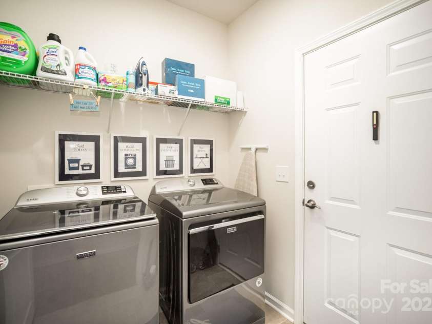 14124 Southbridge Forest Drive, Charlotte, NC 28273.  MLS# CAR4283186, YatesRealty ID 34351. 