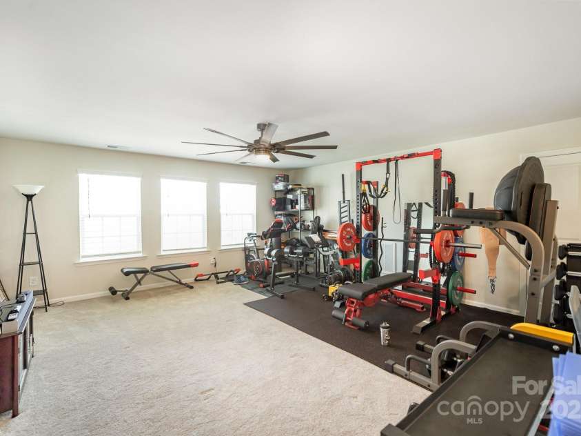 14124 Southbridge Forest Drive, Charlotte, NC 28273.  MLS# CAR4283186, YatesRealty ID 34351. 
