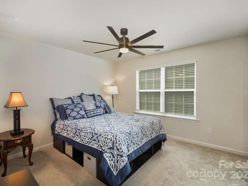 14124 Southbridge Forest Drive, Charlotte, NC 28273.  MLS# CAR4283186, YatesRealty ID 34351. 