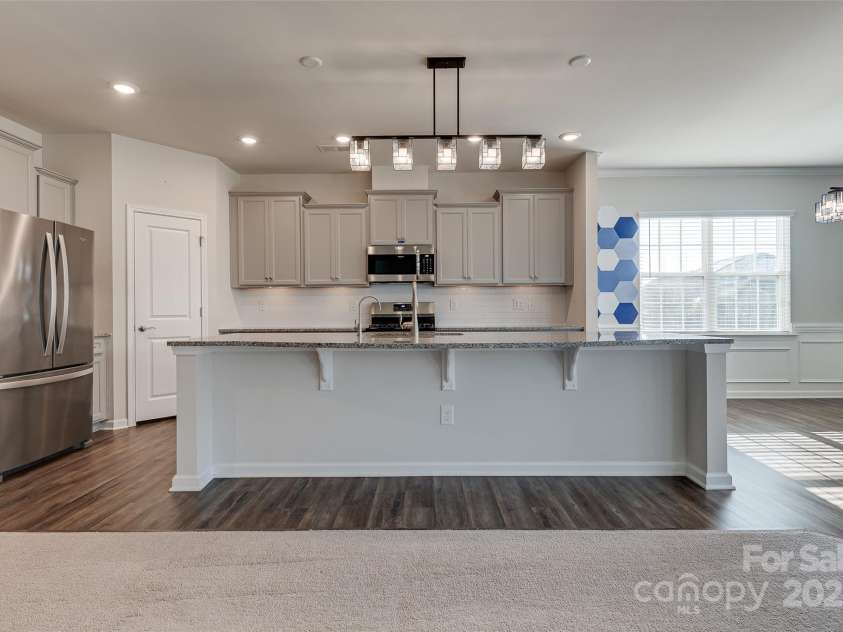 14124 Southbridge Forest Drive, Charlotte, NC 28273.  MLS# CAR4318269, YatesRealty ID 34351. 