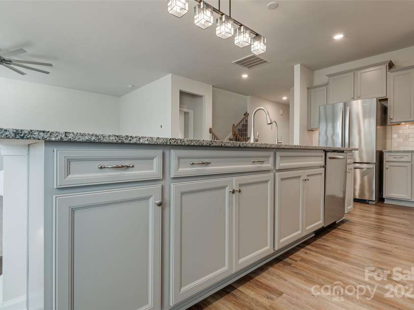 14124 Southbridge Forest Drive, Charlotte, NC 28273.  MLS# CAR4318269, YatesRealty ID 34351. 