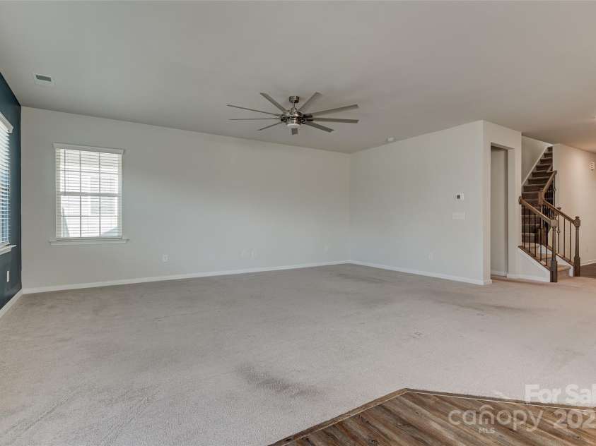 14124 Southbridge Forest Drive, Charlotte, NC 28273.  MLS# CAR4318269, YatesRealty ID 34351. 