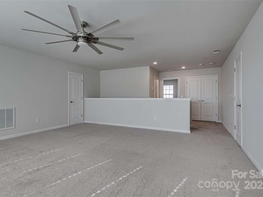 14124 Southbridge Forest Drive, Charlotte, NC 28273.  MLS# CAR4318269, YatesRealty ID 34351. 