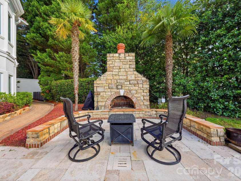 16920 Harbor Master Cove, Cornelius, NC 28031.  MLS# CAR4394741, YatesRealty ID 34351. Lakeside Fireplace