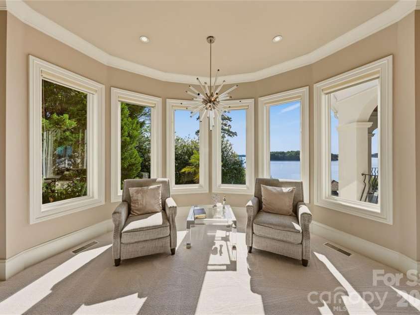 16920 Harbor Master Cove, Cornelius, NC 28031.  MLS# CAR4394741, YatesRealty ID 34351. Primary suite sitting area. 