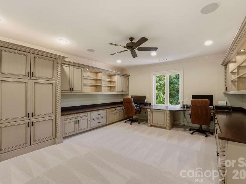16920 Harbor Master Cove, Cornelius, NC 28031.  MLS# CAR4394741, YatesRealty ID 34351. Upper-level office loft.