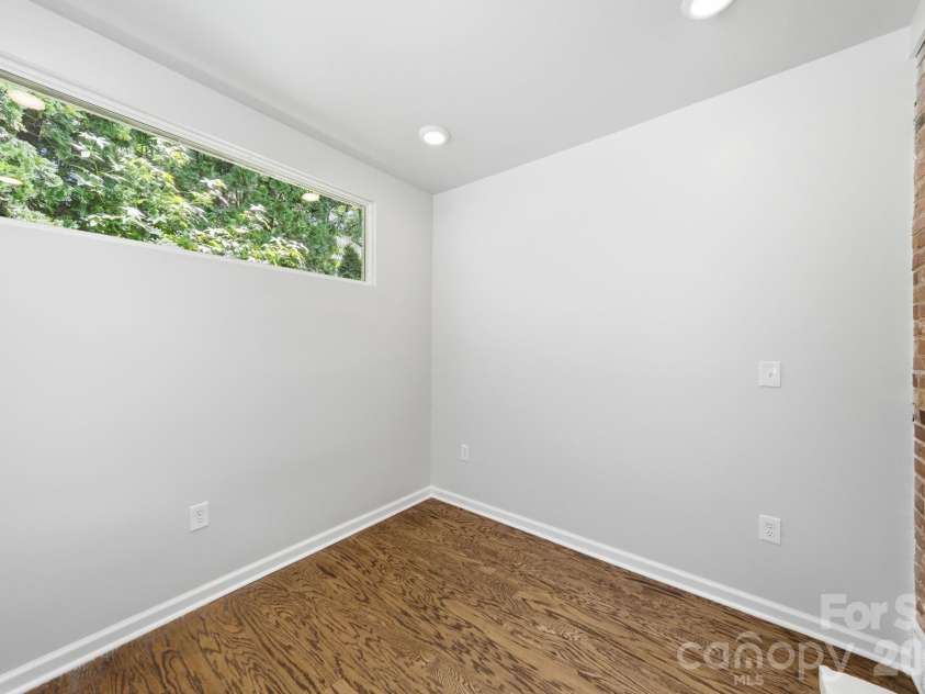 4919 Seacroft Road, Charlotte, NC 28210.  MLS# CAR4393923, YatesRealty ID 34354. Office
